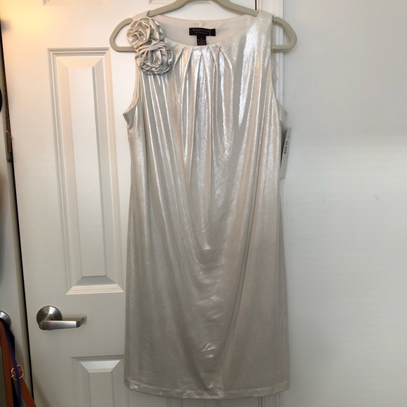 Ivory Pearlized Dress - Picture 2 of 6